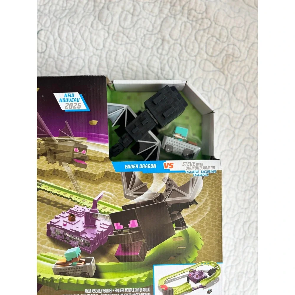 Hot Wheels Racer Verse Minecraft Ender Dragon's Last‎ Lap Track Set Steve